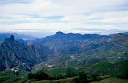 Blick vom Cruz de Tejeda im Zentrum vonGran Canaria : Berge, Bergdörfer